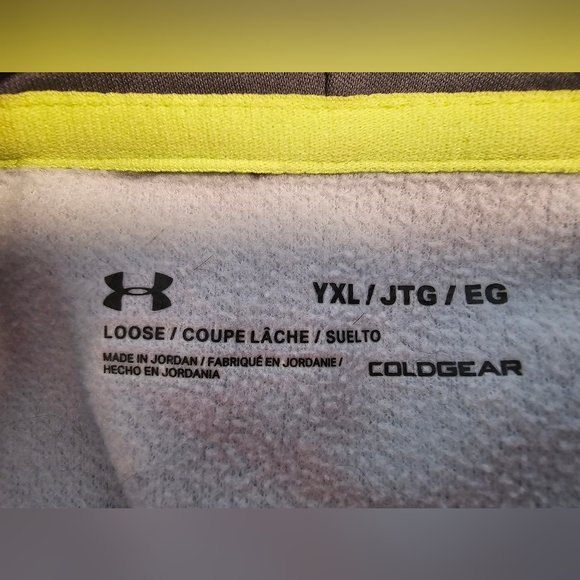 Activewear Sweatshirt - hoodie - Picture 3 of 3